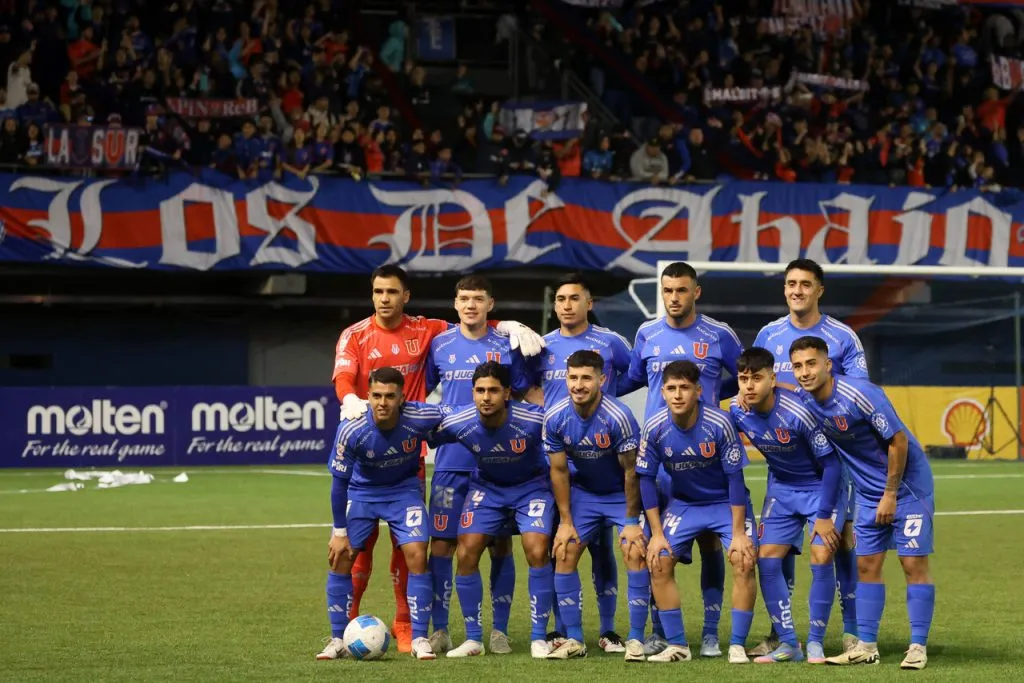 La U hoy saltará a la cancha con equipo alterno | Foto: Photosport