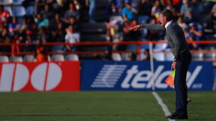 Martín Palermo toma fuerza en Colo Colo para reemplazar a Almirón (Getty Images).
