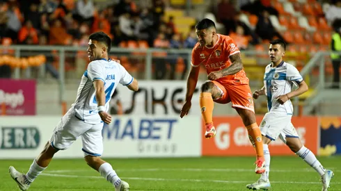 Cobreloa igualó frente a Deportes Santa Cruz en Calama. (Foto: Photosport)