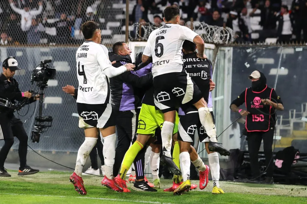 Colo Colo quiere volver a los abrazos | Foto: Photosport