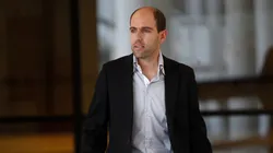 Harold Mayne-Nicholls destruye a Sergio Jadue