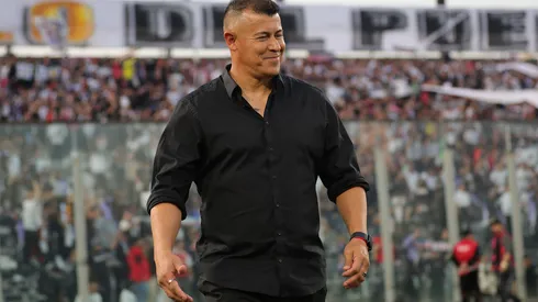 Marcelo Barticciotto cuestionó con fuerza al plantel de Colo Colo por su tardío apoyo hacia Jorge Almirón (Photosport).