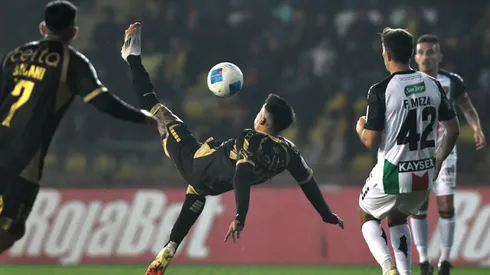 Coquimbo U. y Palestino desaprovecharon la oportunidad de escaparse en la tabla (Photosport).