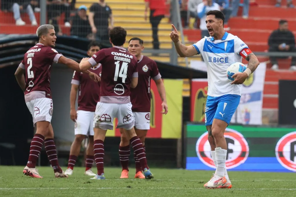 Universidad Católica cayó 3-0 ante Deportes La Serena por la Liga de Primera 2025.