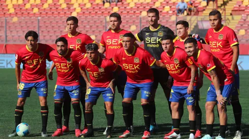 Jugadores de Unión Española ya conocen quién asumirá la dirección técnica del equipo de forma interina. (Foto: Photosport)