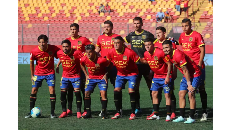 Jugadores de Unión Española ya conocen quién asumirá la dirección técnica del equipo de forma interina. (Foto: Photosport)