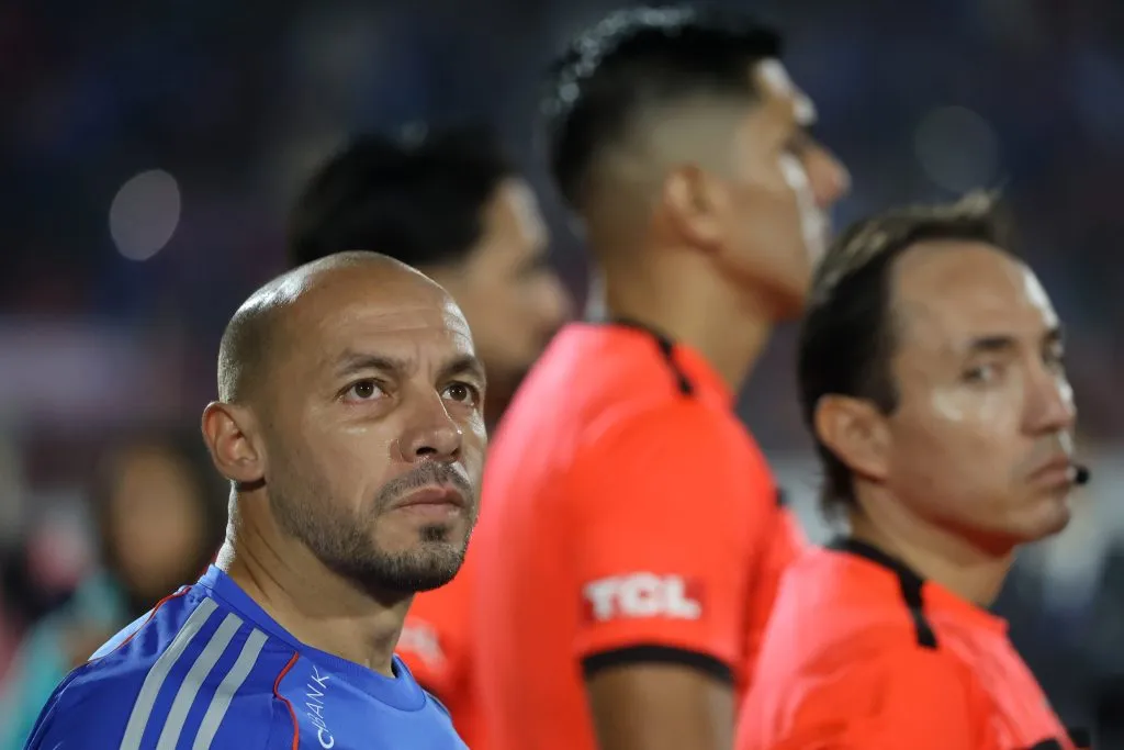 “Carepato” Díaz fue reemplazado en el entretiempo del partido frente a Botafogo | FOTO: Jonnathan Oyarzun/Photosport