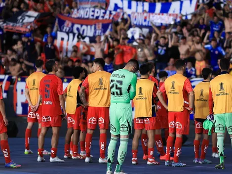 Leyenda azul: "Hubo jugadores que se quedaron en Santiago"