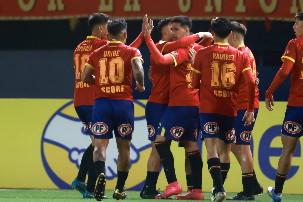 Unión Española se despide de la Copa Sudamericana goleando en La Florida