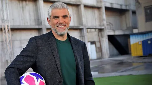 Manuel de Tezanos le baja el pulgar a este DT para la UC