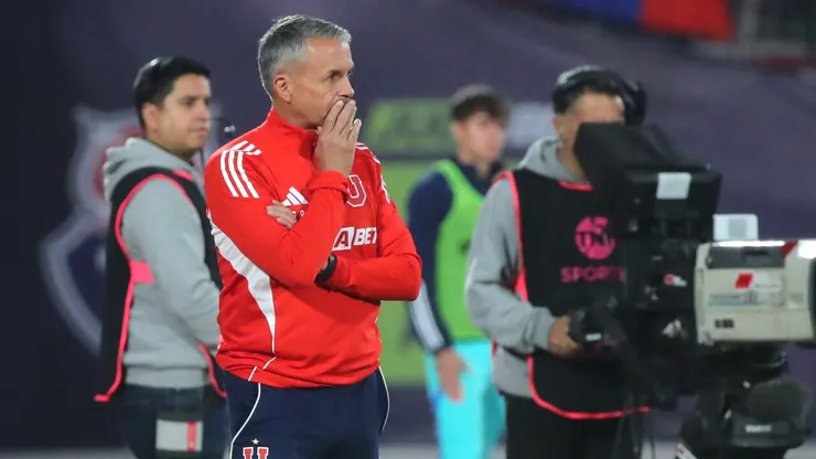 El entrenador de la U destapó esta importante conversación con este jugador