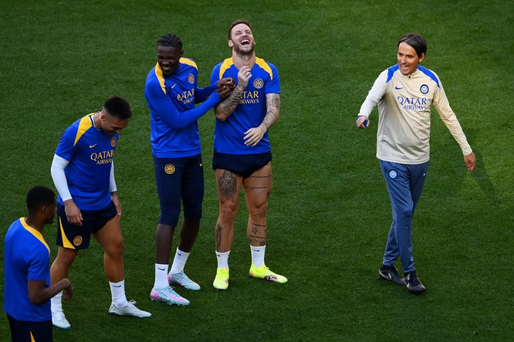 Simone Inzaghi alista el equipo del Inter de Milán para la final de la Champions League. (Foto: Stu Forster/Getty Images)
