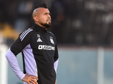 ¡Problemón para Colo Colo! Conmebol cita a Arturo Vidal por casa de apuestas