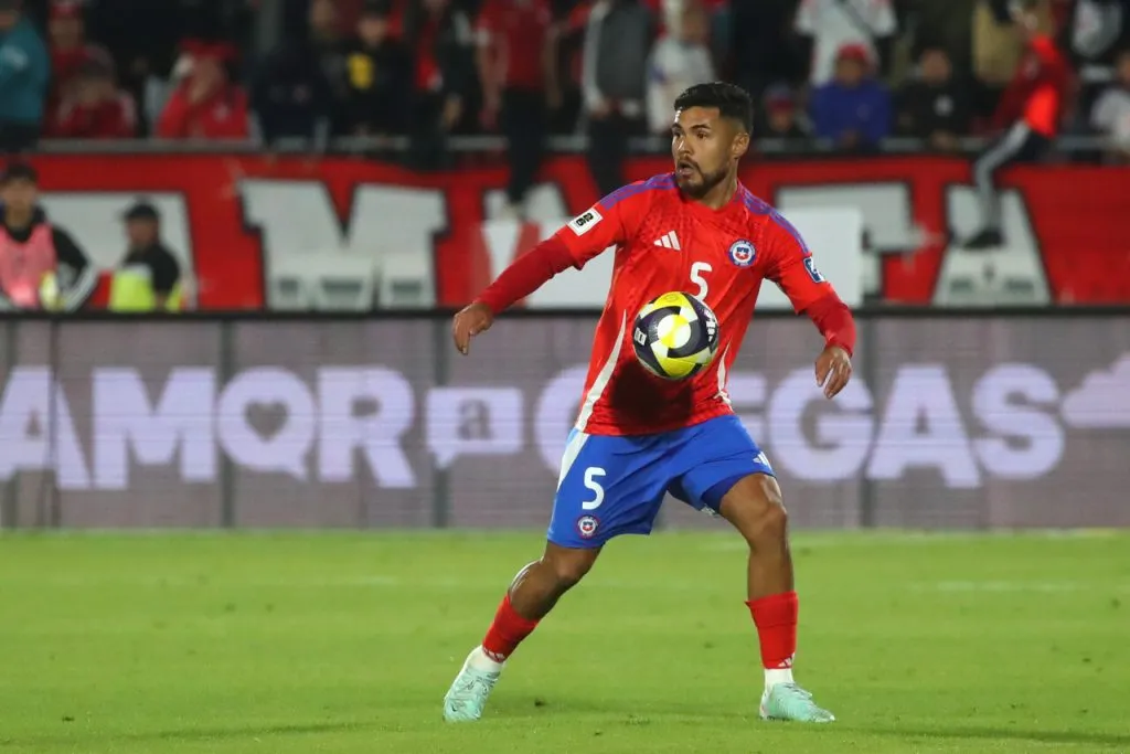 Díaz sería baja en La Roja | Foto: Photosport