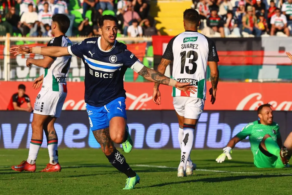 Zampedri anotó la igualdad para la UC | Foto: Photosport