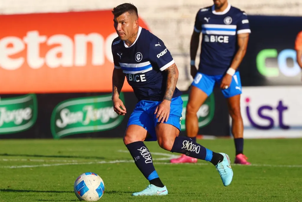 Medel habló tras la igualdad de la UC | Foto: Photosport
