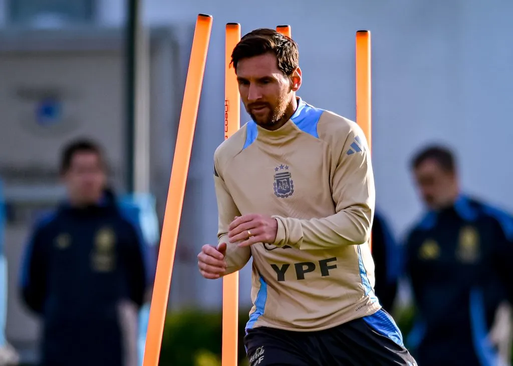 Messi y la gran sorpresa en la previa del Chile vs Argentina | FOTO: Marcelo Endelli/Getty Images)