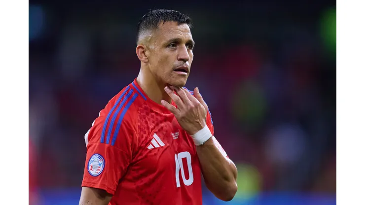 Alexis Sánchez presentó incomodidad con la altura durante la estadía de La Roja en Bolivia.