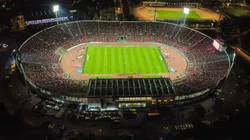 El público aplaudió de gran manera a un jugador de la Roja. (Foto: Photosport)