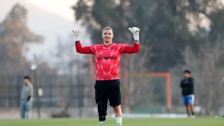 Cristóbal Campos se encuentra dando lo mejor de si para pronto volver a las canchas.