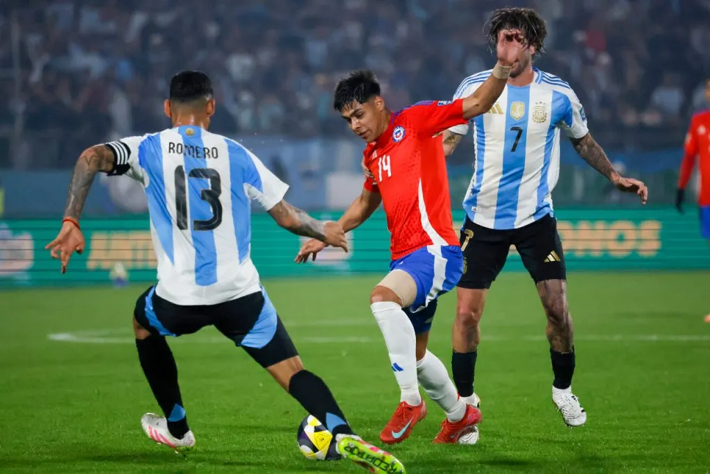 Osorio fue cuestionado en La Roja | Foto: Photosport