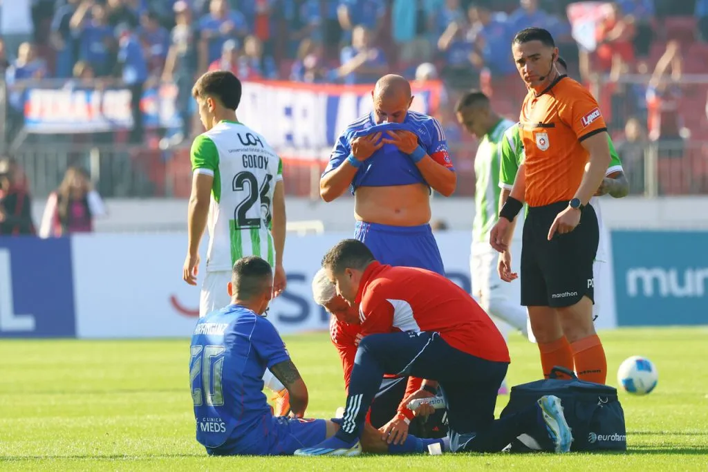 Aránguiz enciende alarmas en la U | Foto: Photosport