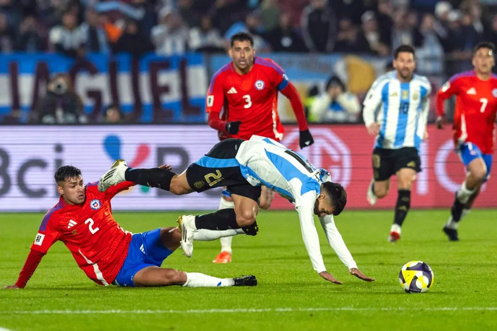 Álvarez elogia a su pupilo en la U | Foto: Photosport