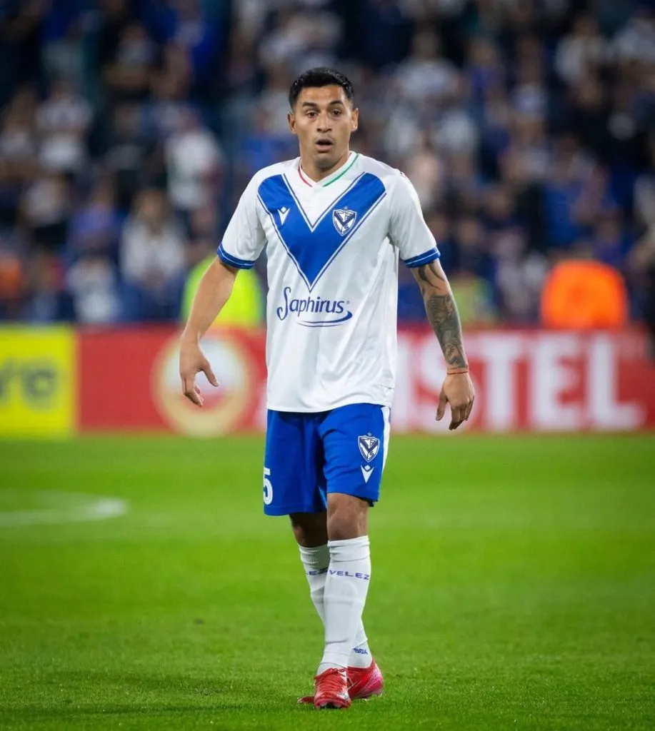 Claudio Baeza se transformó en el mejor refuerzo de Vélez Sarsfield.