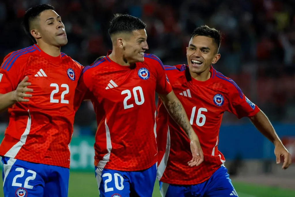 Vicente Pizarro y Lucas Cepeda, juntos en la selección (Photosport).