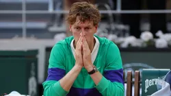 Jannik Sinner cayó ante Carlos Alcaraz en la final de Roland Garros. (Foto: Getty)