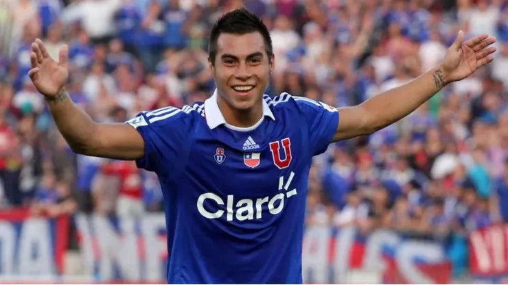 Universidad de Chile tiene fecha límite para inscribir a Eduardo Vargas en la Copa Sudamericana.