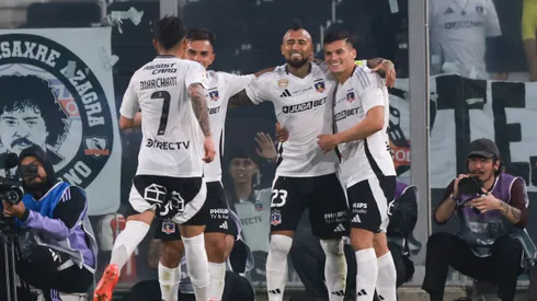 Un ex Colo Colo volvió al país y se reunió con sus excompañeros en el Monumental.