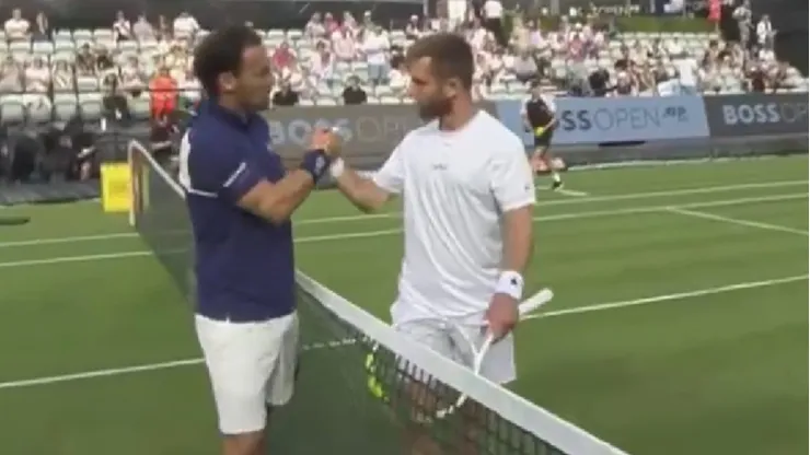 Tenso cruce entre ambos tenistas en el ATP de Stuttgart.
