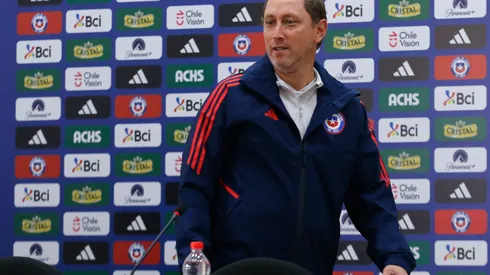 Luis Mena patea el tablero en La Roja femenina y ya tiene lista la formación ante Paraguay (Foto: Dragomir Yankovic/Photosport)