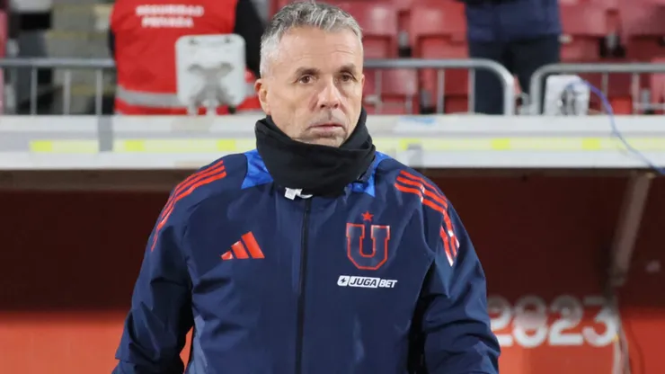 Gustavo Álvarez sumó eliminación de Copa Chile con la U.