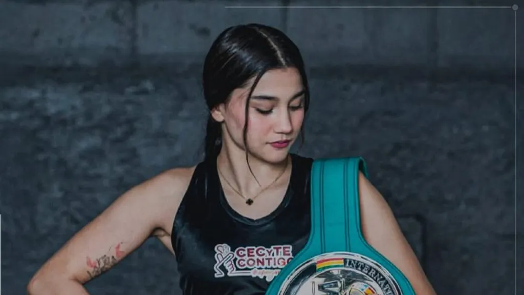 La promesa mexicana se convirtió ya en toda una realidad y es la nueva campeona del peso átomo del CMB.