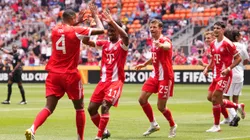 Bayern Múnich goleó en su debut en el Mundial de Clubes 2025.