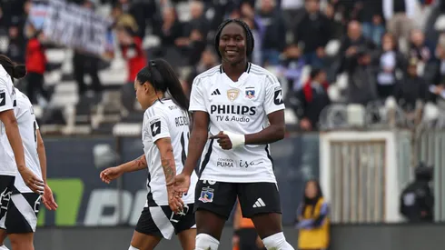 Colo Colo Femenino visita a la UC (Foto: @ColoColoFem)