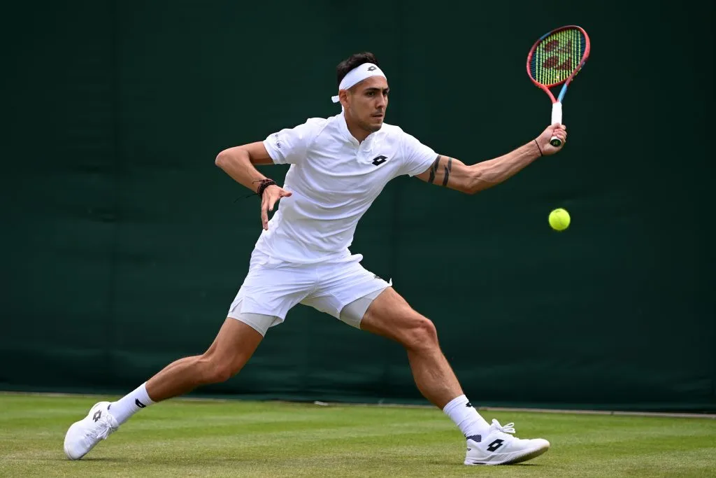 Alejandro Tabilo no podrá estar en Wimbledon debido a una lesión (Foto: Getty)