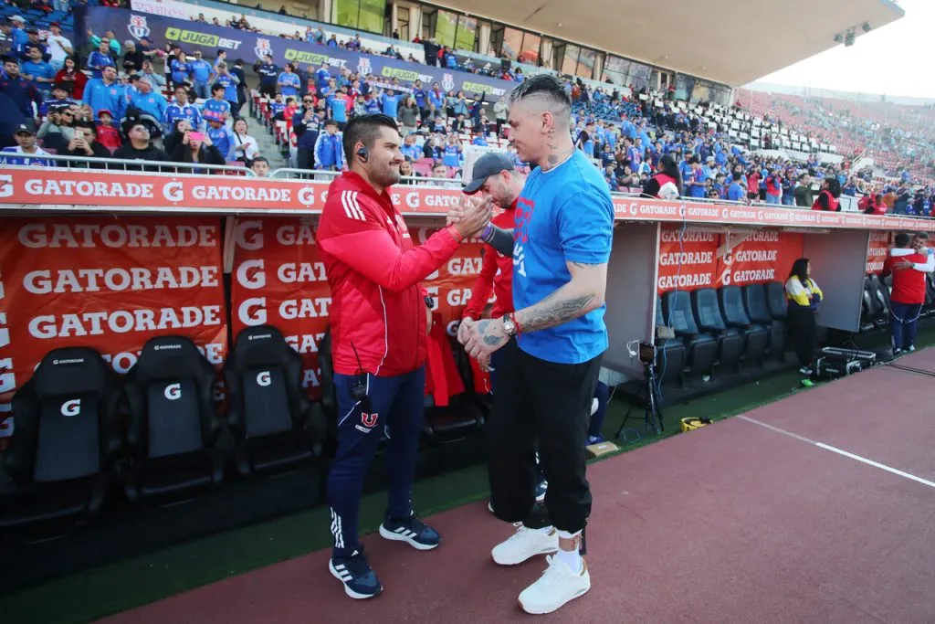 Campos habla de su partido benefico | Foto: Photosport