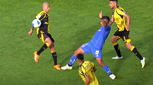 Alejandro Camargo explicó su polémica jugada contra Universidad de Chile.