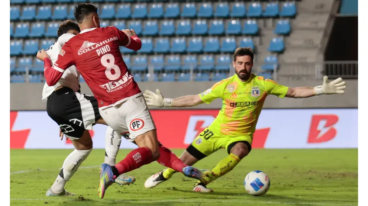 Fernando De Paul perdió la titularidad en Colo Colo (Photosport).