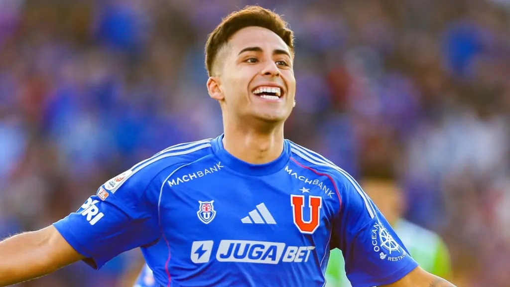 Lucas Assadi asoma en el once titular de Universidad de Chile para recibir a Deportes Iquique.