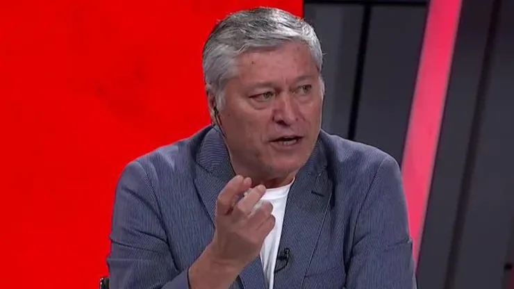 Yáñez abordó el presente azul.