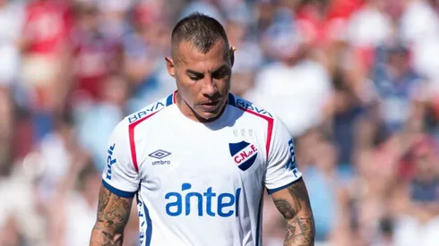 Solo falta la oficialización de la salida de Eduardo Vargas desde Nacional de Montevideo.