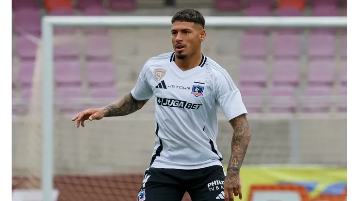 Saldivia tendría ofertas del fútbol argentino para dejar Macul.