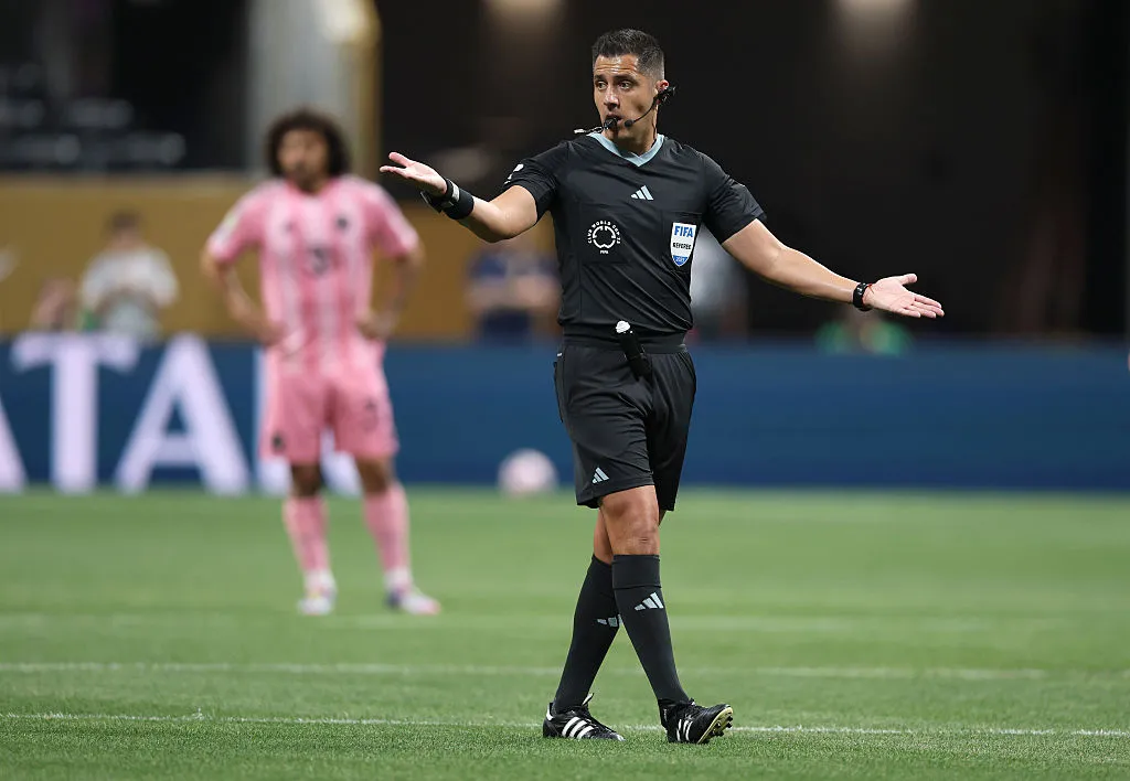 Garay arbitró el triunfo del Inter Miami 2-1 sobre Porto (Getty Images).