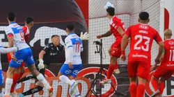 El 'Toro' anotó un desafortunado autogol ante La Calera (Photosport).