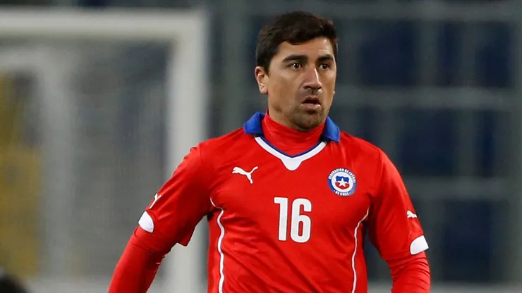 David Pizarro se ofreció a trabajar en la Selección Chilena.
