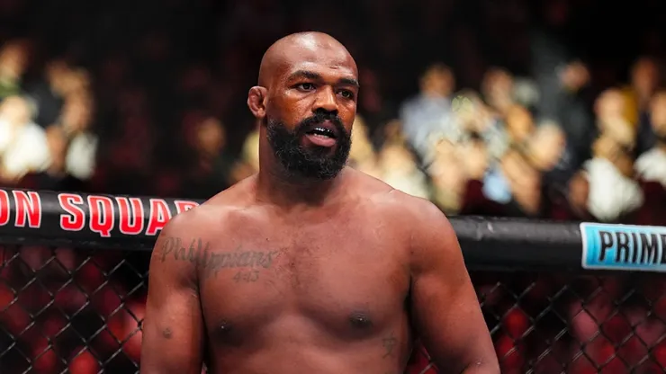 Jon Jones sorprende a todo el mundo de la UFC (Photo by Chris Unger/Zuffa LLC)